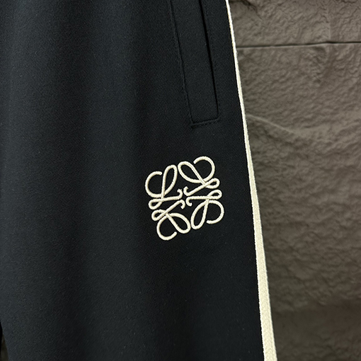 ロエベ  新しいステッチリボン刺繍ロゴパンツ