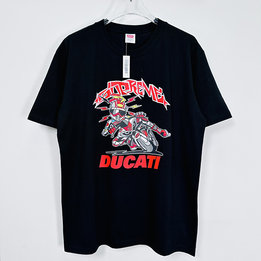SUPREME X DUCATIコラボSS 24 BIKE TEEバイクレーサープリントTシャツ