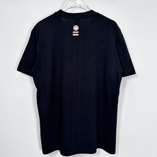 SUPREME X DUCATIコラボSS 24 BIKE TEEバイクレーサープリントTシャツ