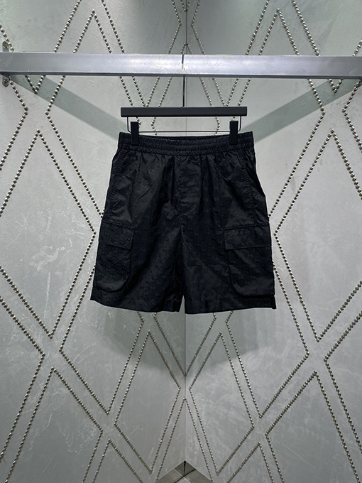 グッチ 軽量GGナイロンクラシック文字織りショーツ