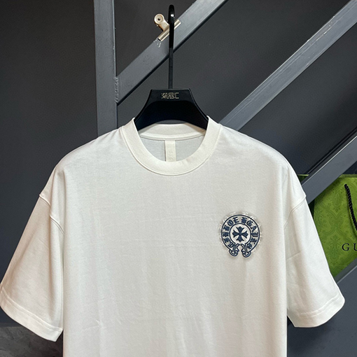 クロムハーツコピー レザーロゴフォームラウンドネック半袖Tシャツ