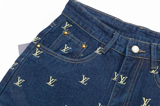 ルイヴィトンコピー ファッションゴールド文字ロゴ刺繍デニムショーツ