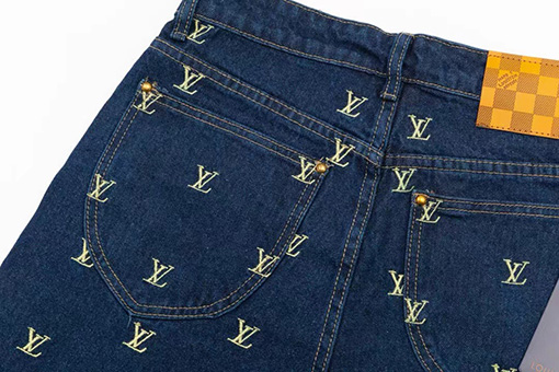 ルイヴィトンコピー  ファッションゴールド文字ロゴ刺繍デニムショーツ