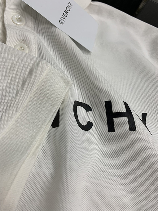 ジバンシイ ネックステルスタイリッシュ半袖ポロシャツ