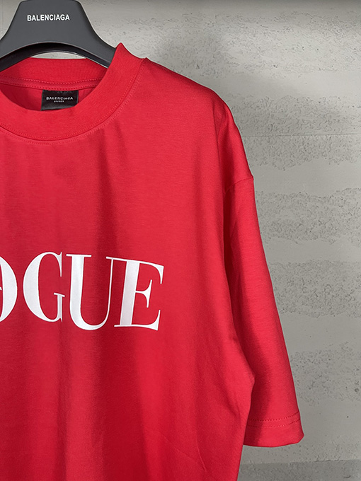 バレンシアガコピー Balenciaga Vogueコラボレーションプリント半袖Tシャツ