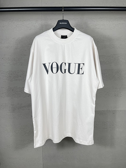 バレンシアガコピー Balenciaga Vogueコラボレーションプリント半袖Tシャツ