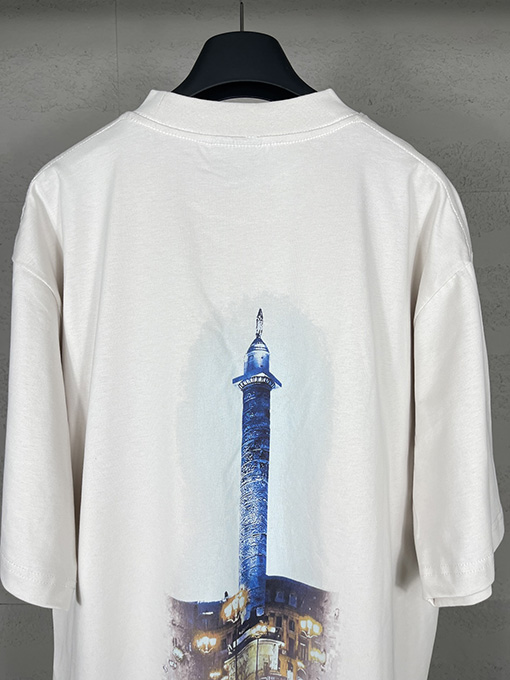 バレンシアガコピー Balenciaga Vogueコラボレーションプリント半袖Tシャツ
