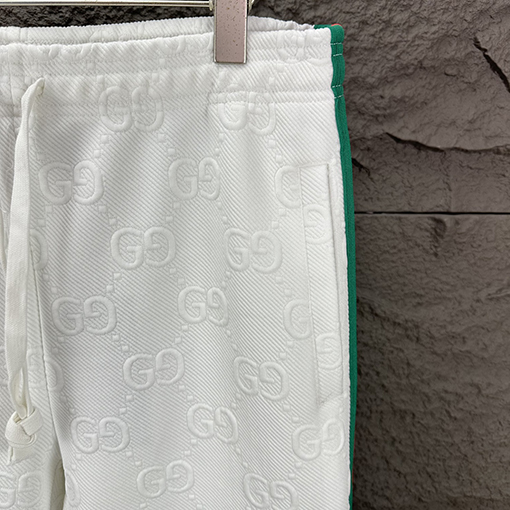グッチ 新しいロゴカップルパンツ
