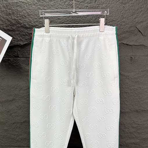 グッチ 新しいロゴカップルパンツ