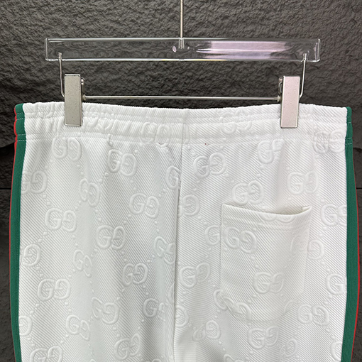 グッチ 新しいロゴカップルパンツ