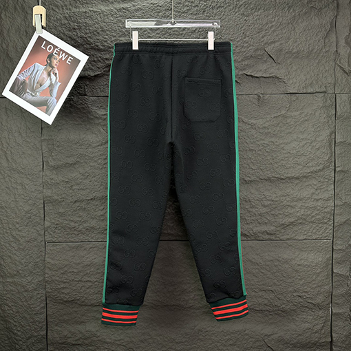 グッチ 新しいロゴカップルパンツ