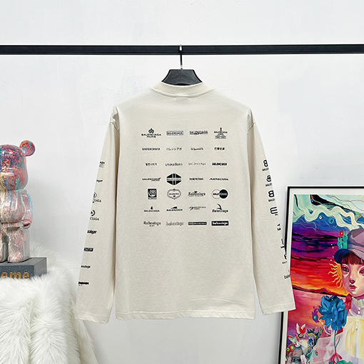バレンシアガ クラシックフルロゴコレクションプリント長袖シャツ