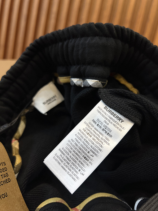 バーバリースーパーコピー  新しいチェック柄の乗馬騎士刺繍ロゴショーツ