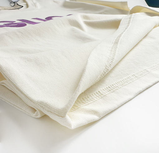 グッチ フロント刺繍ロゴ半袖Tシャツ
