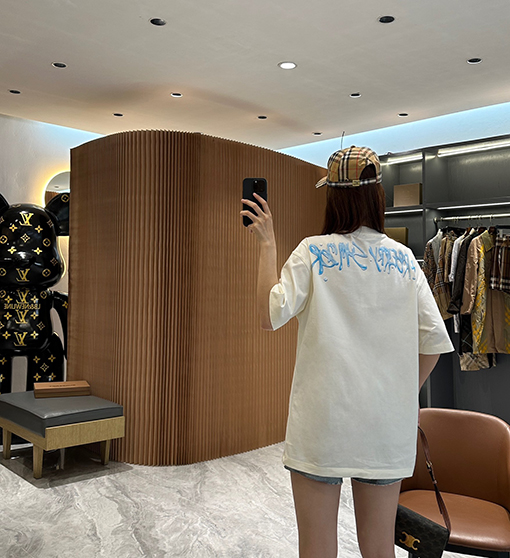 バーバリーコピー 新しい落書きカエルスケッチプリント半袖Tシャツ