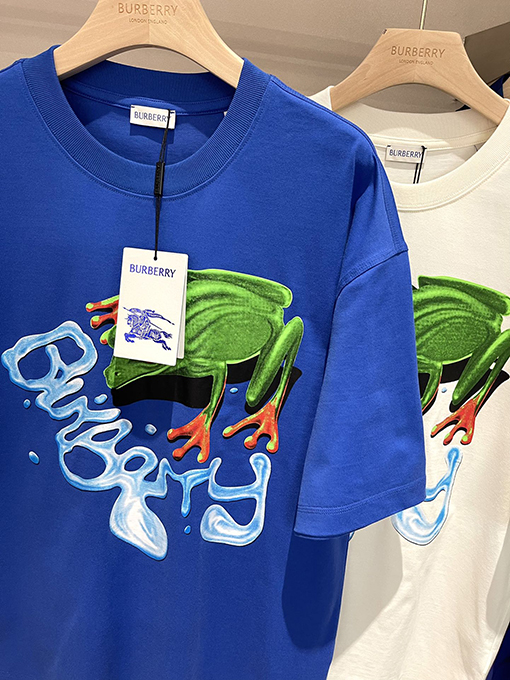 バーバリーコピー 新しい落書きカエルスケッチプリント半袖Tシャツ