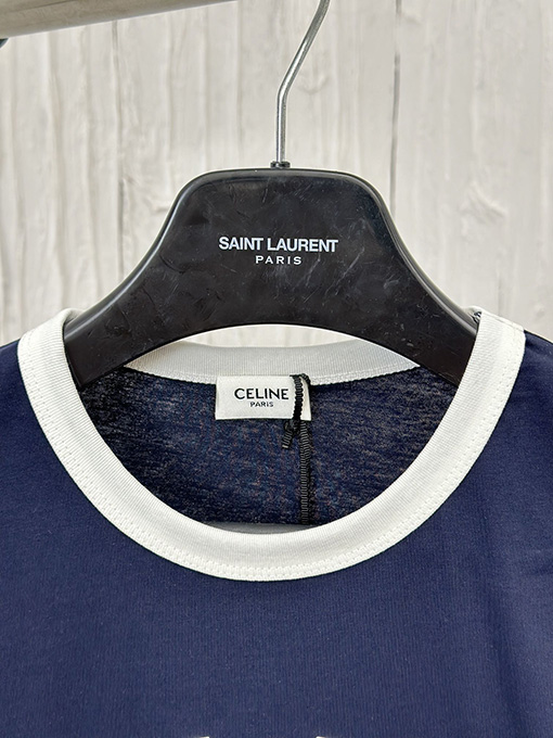 セリーヌスーパーコピー コントラストカラーのクルーネック半袖Tシャツ