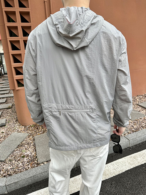 モンクレールスーパーコピー ファッションバッジ日焼け止めジャケット