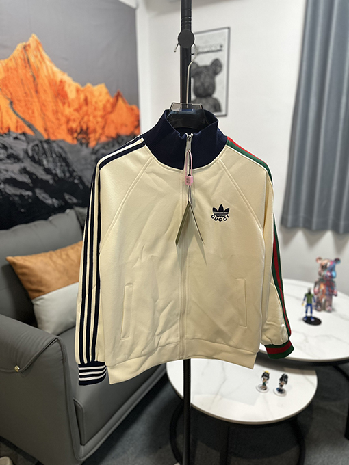 Gucci X Adidas コピー  クローバーリボンニットジャケット