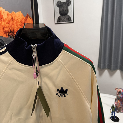 Gucci X Adidas コピー  クローバーリボンニットジャケット