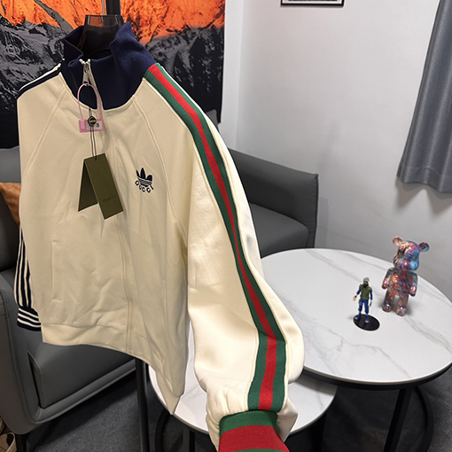 Gucci X Adidas コピー  クローバーリボンニットジャケット
