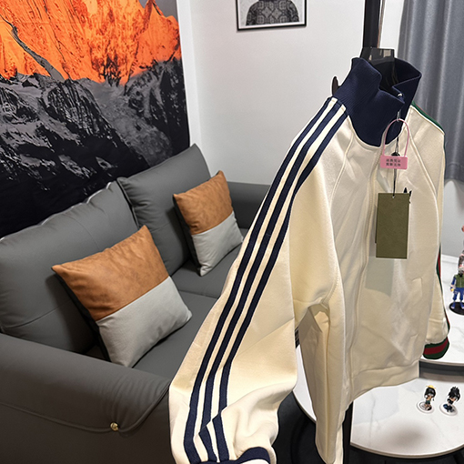 Gucci X Adidas コピー  クローバーリボンニットジャケット