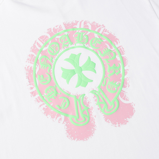 クロムハーツコピー 馬蹄サンスクリットプリント半袖Tシャツ