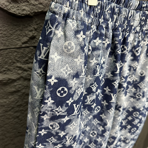 ルイヴィトンスーパーコピー 新しいプリントロゴカップルデニムパンツ