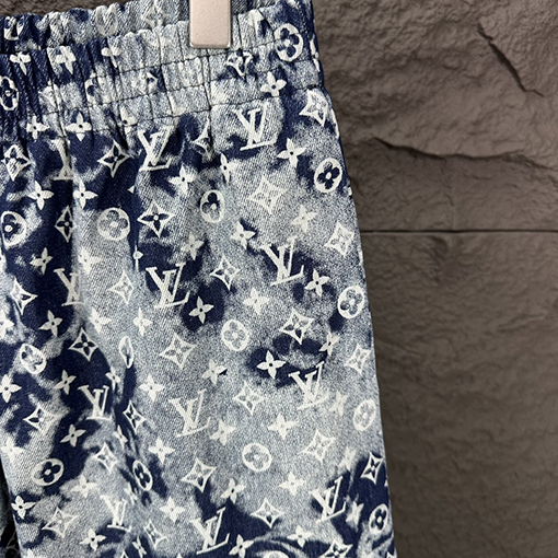 ルイヴィトンスーパーコピー 新しいプリントロゴカップルデニムパンツ