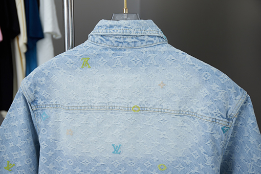 ルイヴィトン  コラボレーションモノグラム カラー刺繍デニムベスト