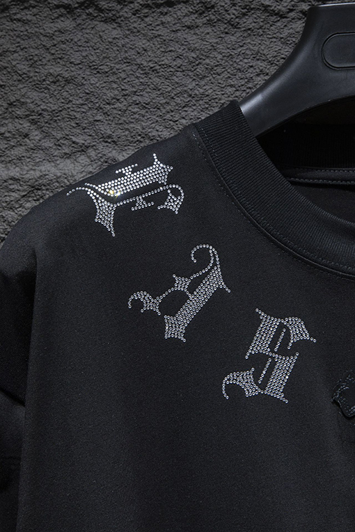 クロムハーツ 胸の刺繍ロゴ半袖Tシャツ