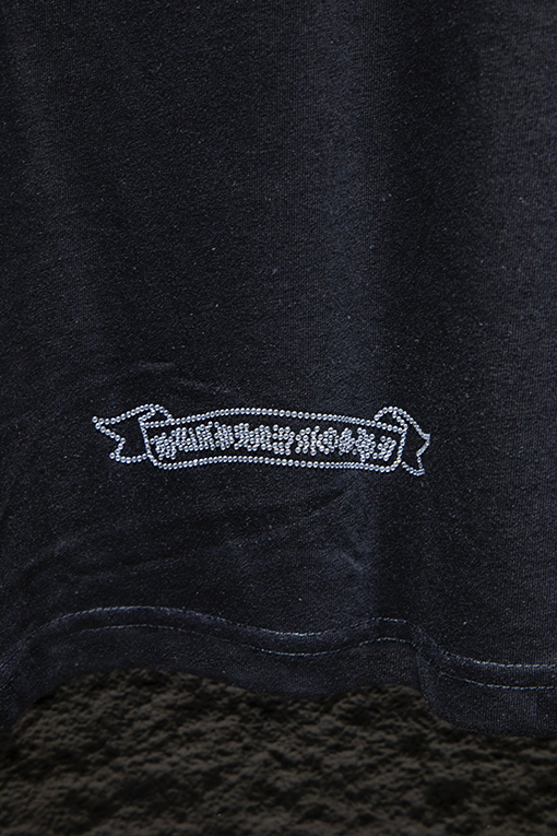 クロムハーツ 胸の刺繍ロゴ半袖Tシャツ