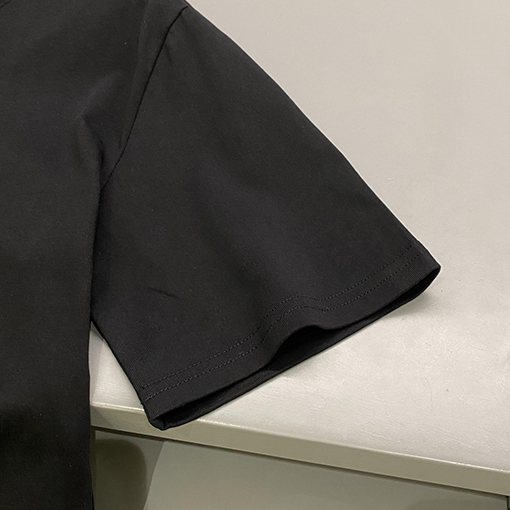 セリーヌスーパーコピー 新しいシリーズのロゴ半袖Tシャツ