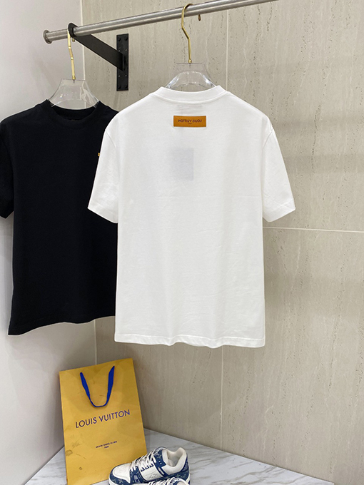 ルイヴィトン 新しいファッションシリーズのロゴ半袖Tシャツ