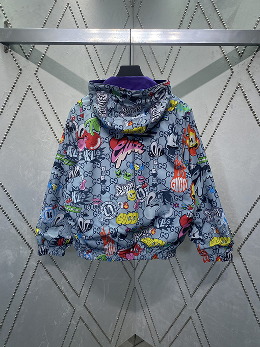 グッチ 新しい面白い落書きGucciロゴコート