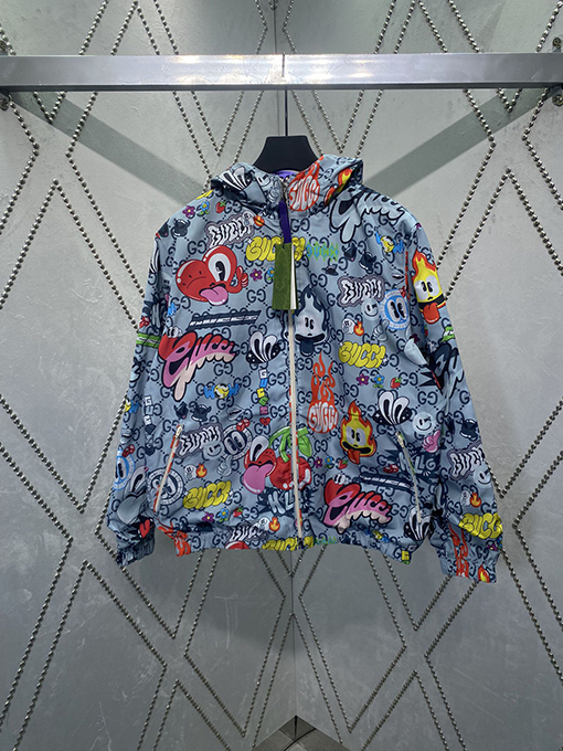グッチ 新しい面白い落書きGucciロゴコート