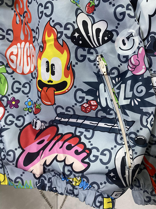 グッチ 新しい面白い落書きGucciロゴコート