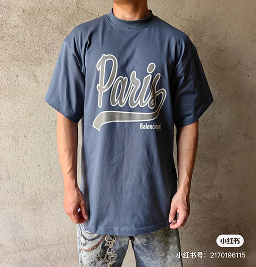 バレンシアガスーパーコピー カレッジ風イタリックパリプリント半袖Tシャツ