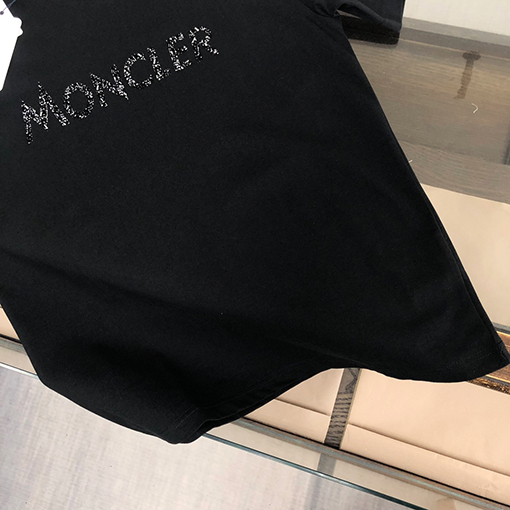 モンクレールスーパーコピー 新しいカップルのラウンドネック半袖Tシャツ