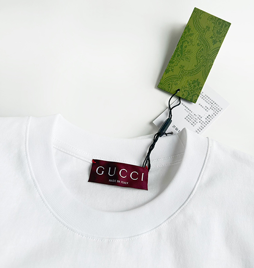 グッチスーパーコピー フロント Gucci プリント半袖Tシャツ