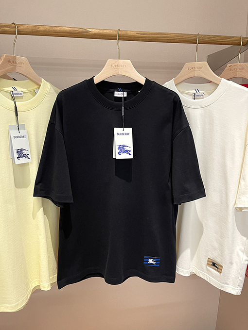 バーバリー 新しい馬術騎士軍馬ラベル半袖Tシャツ