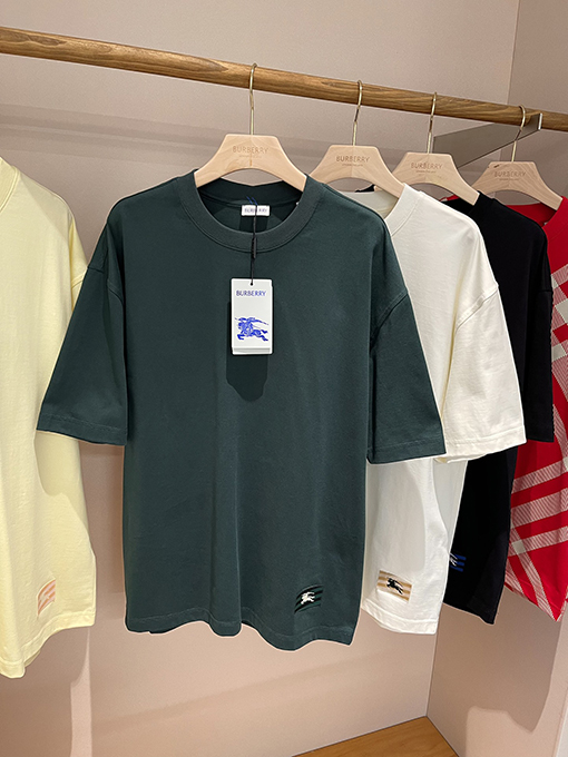 バーバリー 新しい馬術騎士軍馬ラベル半袖Tシャツ