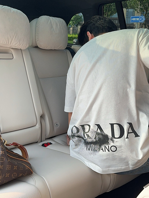 プラダ ロゴプリントハイエンド半袖Tシャツ