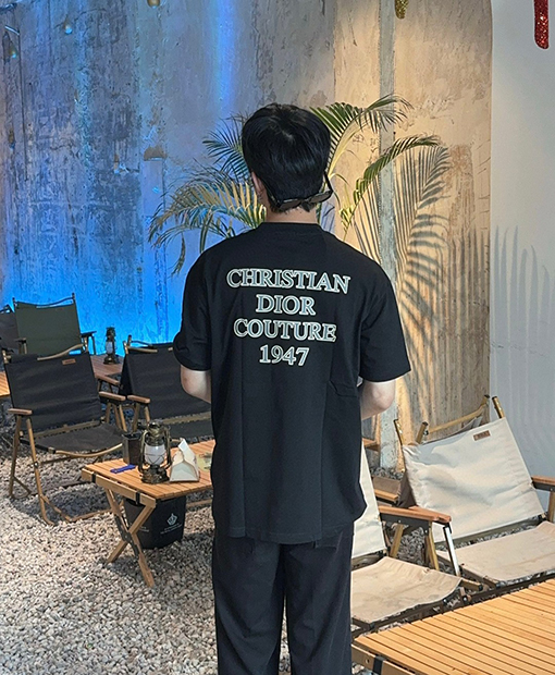ディオールスーパーコピー ロゴプリントデザインクルーネック半袖Tシャツ