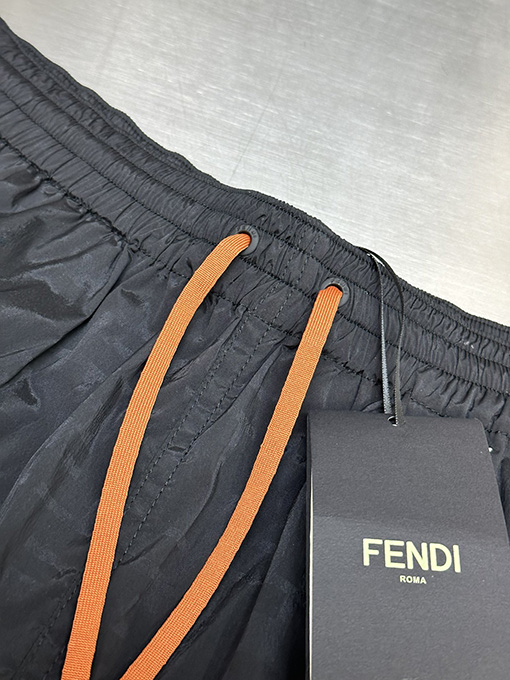 フェンディスーパーコピー  ダークショーツ