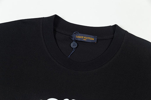 ルイヴィトン 新しいの小さな法斗ファッション刺繍クラシック半袖Tシャツ
