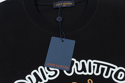 ルイヴィトン 新しいの小さな法斗ファッション刺繍クラシック半袖Tシャツ