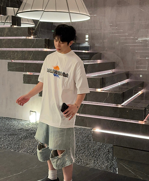 バレンシアガスーパーコピー  BALENCIAGA アルファベットプリント半袖Tシャツ