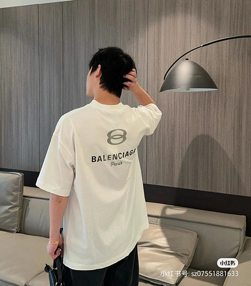 バレンシアガコピー BALENCIAGAアルファベットプリントクラシック半袖Tシャツ