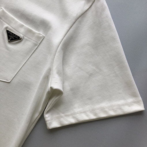 プラダ 新しいポケット逆三角鉄半袖Tシャツ